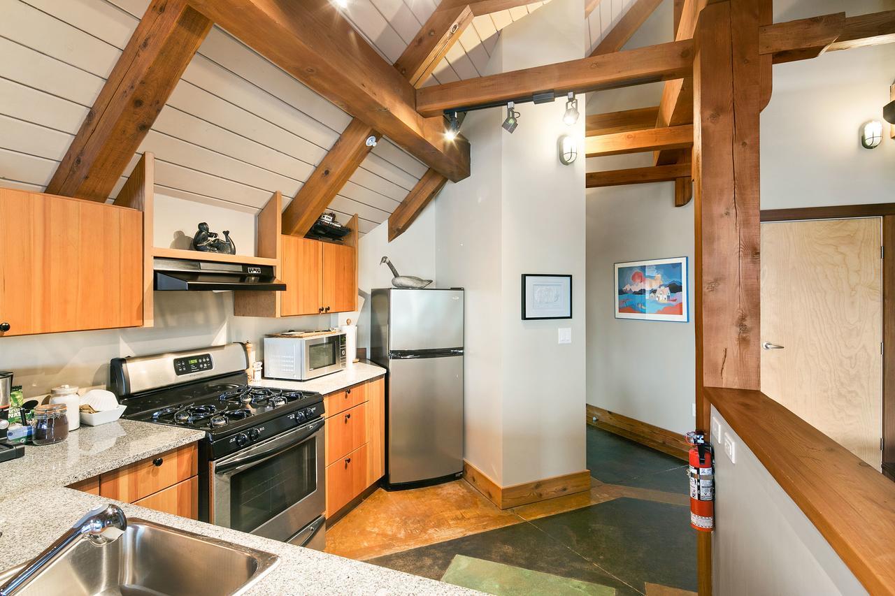 Black Rock Landing Ucluelet Exterior photo