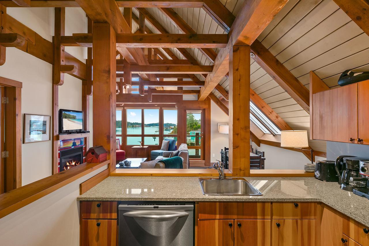 Black Rock Landing Ucluelet Exterior photo
