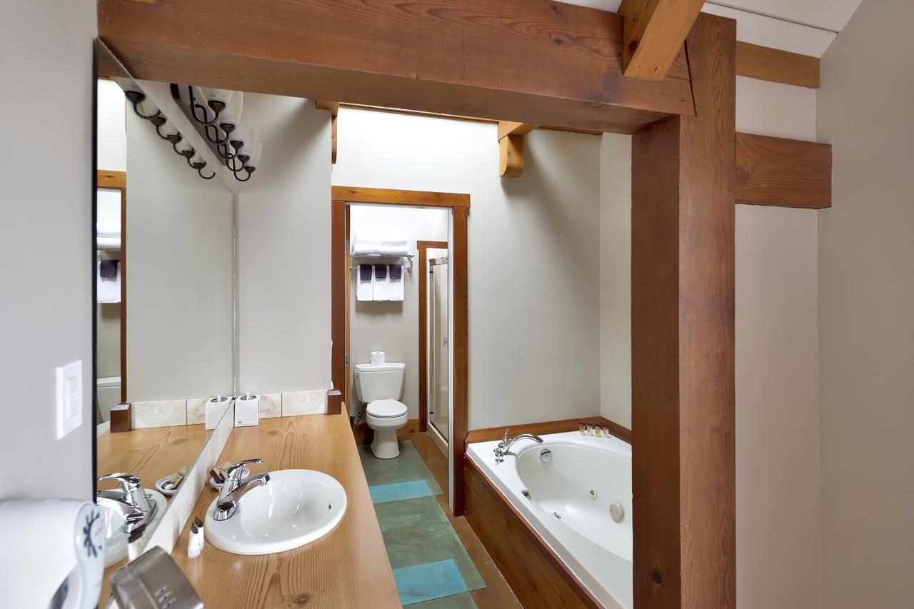 Black Rock Landing Ucluelet Exterior photo